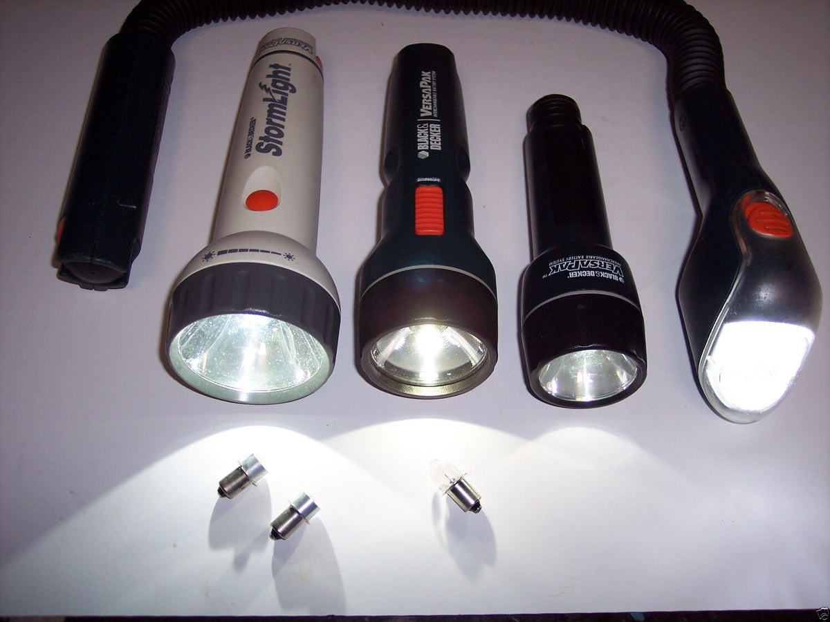 Black & Decker VERSAPAK Lantern & Batteries